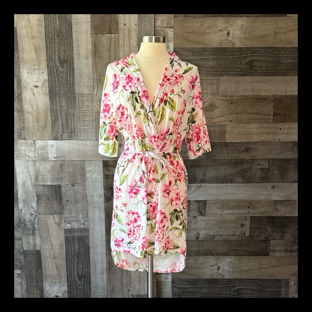 Show Me Your MuMu floral robe OS pastel softgirl feminine Barbiecore loungewear
